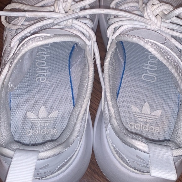 Adidas sneakers - Picture 3 of 4
